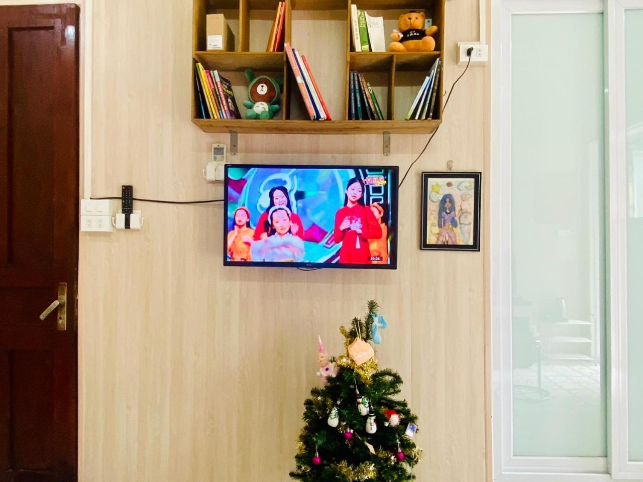Cozy Homestay With Large Bed, Private Bathroom, Large Balcony Hanoi Exterior foto